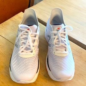 Men’s New Balance Fresh Foam 860 sneakers